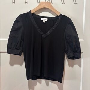 Evereve Black V-Neck Short Puff Sleeve Blouse